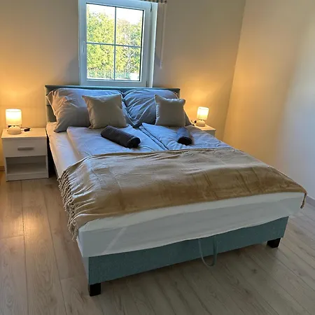 Mathis Apartment *